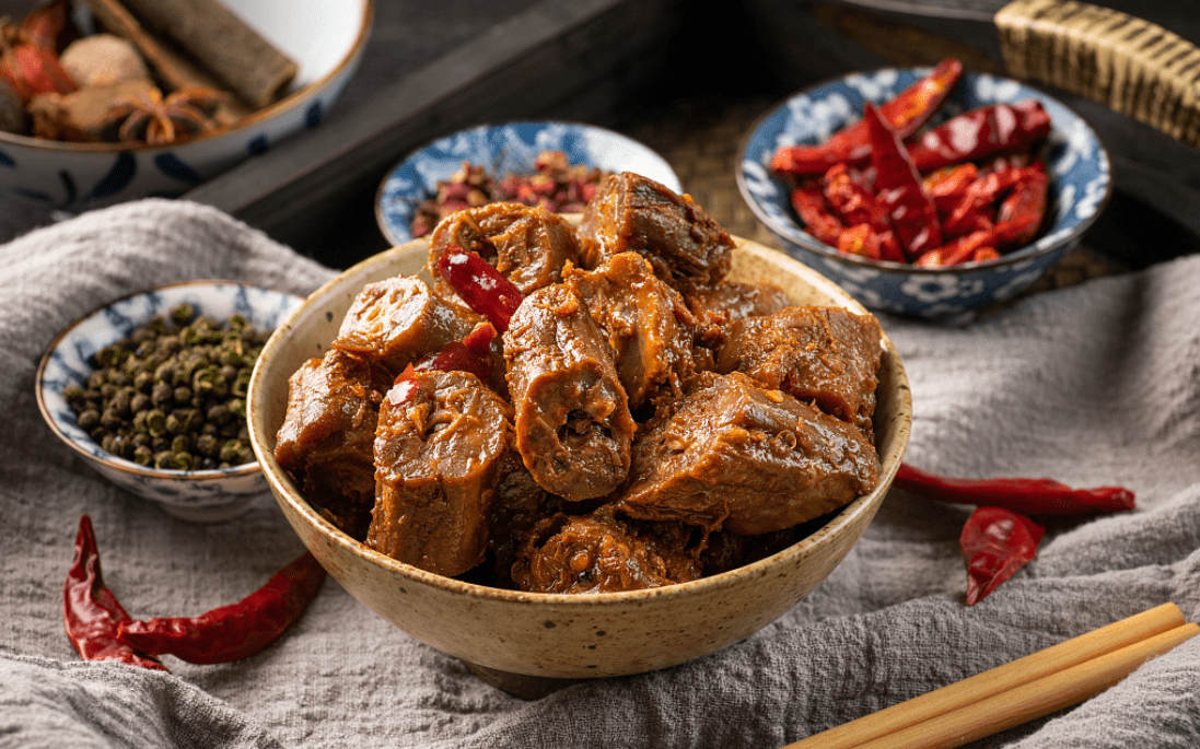 卖鸭脖不赚钱<strong></p>
<p>国信证券股吧</strong>，绝味食品港股上市为圈钱？