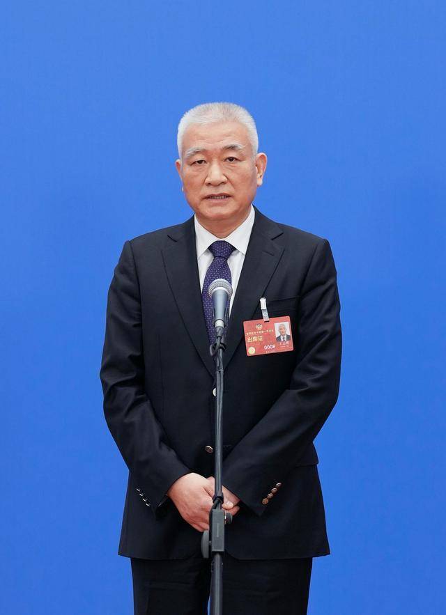 ChatGPT火到全国两会<strong></p>
<p>华泰证券怎么样</strong>，加大技术攻关以外，我们还应该关注什么