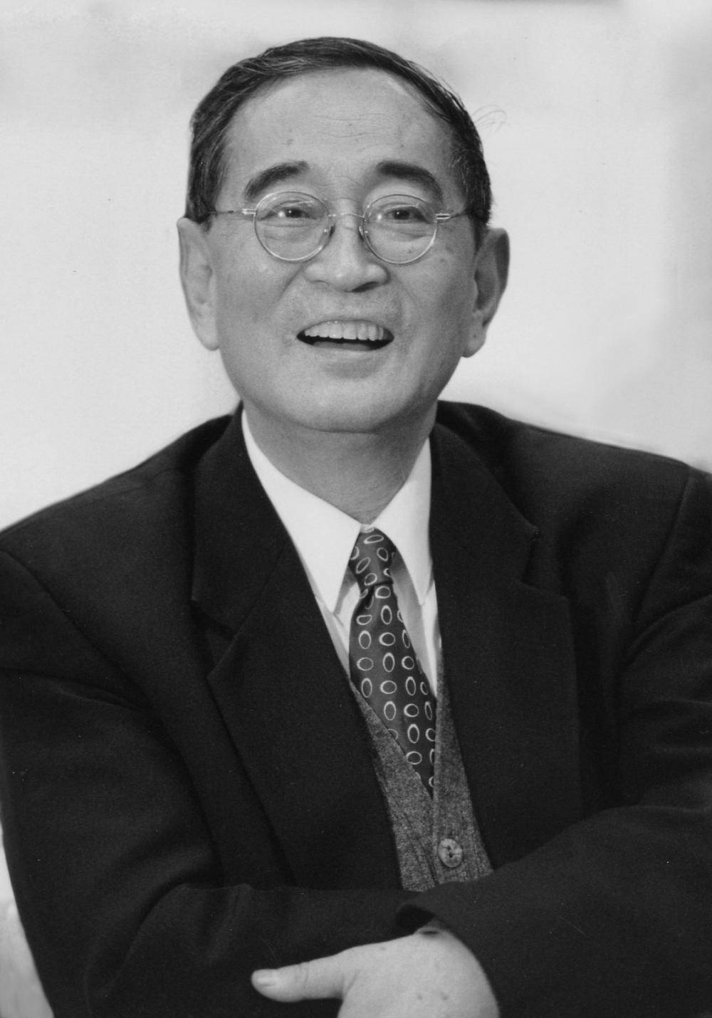著名经济学家厉以宁逝世<strong></p>
<p>证券投资基金法</strong>，曾主持起草《证券法》、《证券投资基金法》