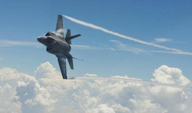 F35奔袭3600公里轰炸<strong></p>
<p>中信证券公司</strong>，数百雷达全瞎眼，以军导弹却大量空中爆炸