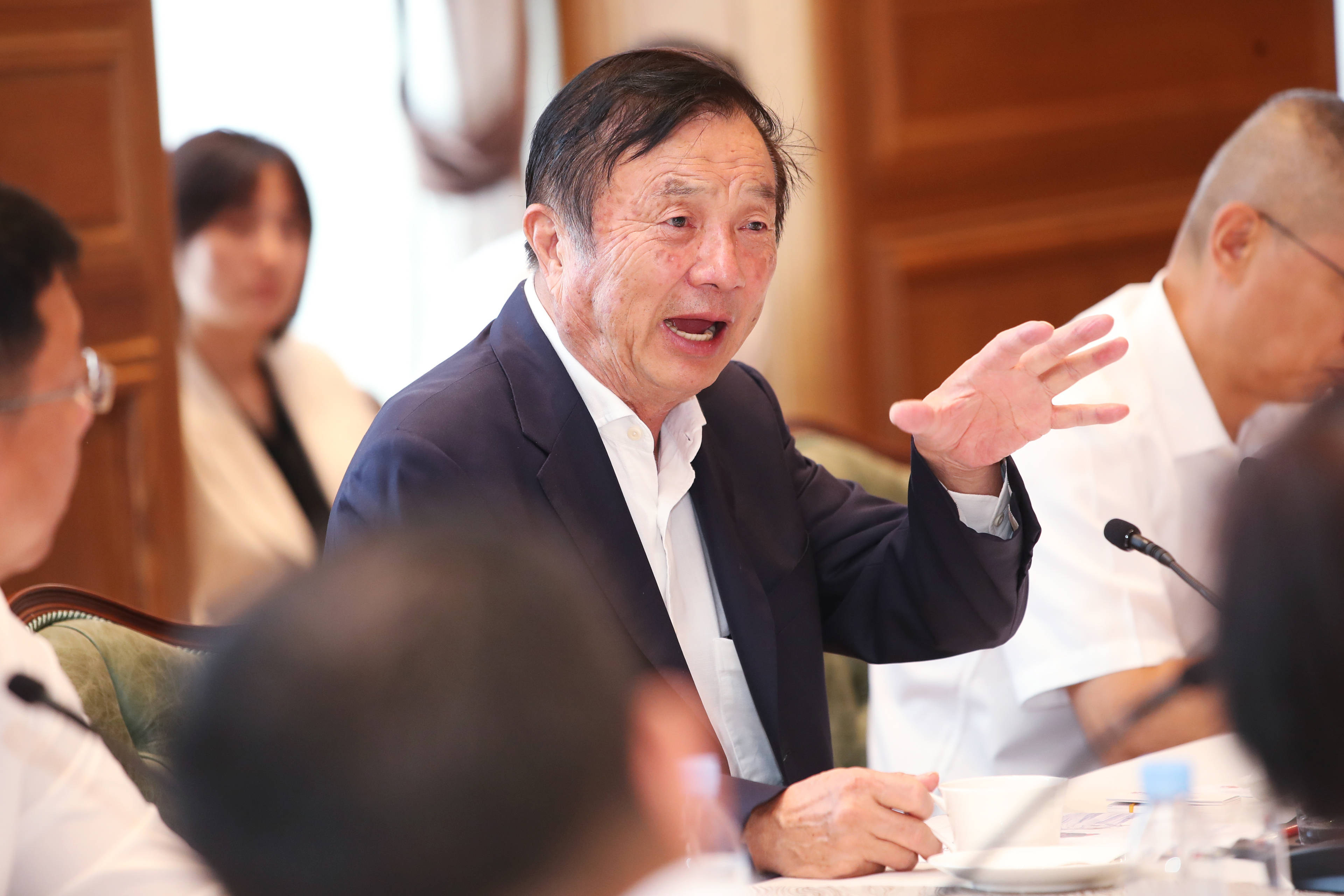 华为公布前三季度业绩：营业收入5859亿元<strong></p>
<p>信贷资产证券化</strong>，净利润628.68亿元！任正非：今天还不能说华为能活下来