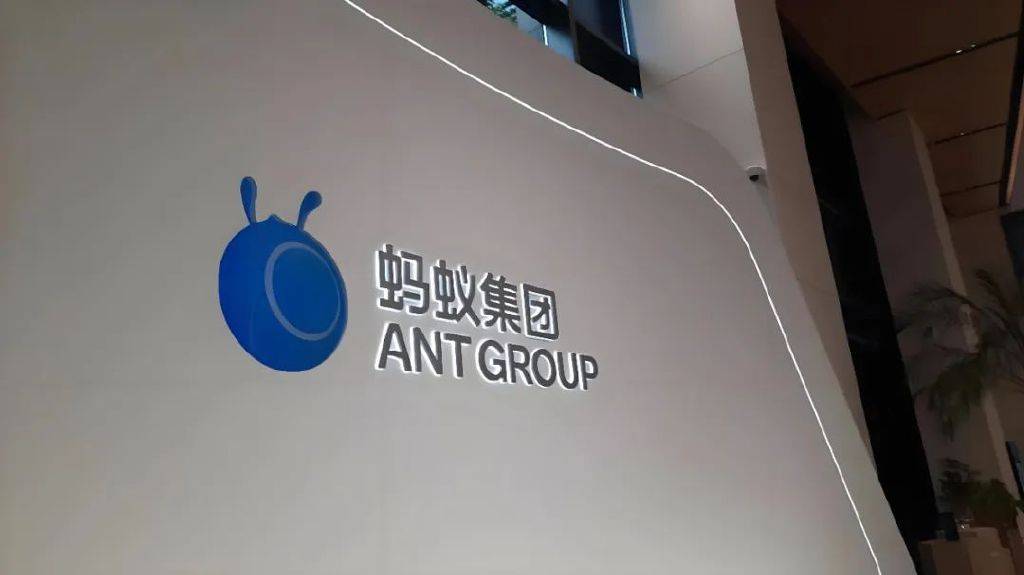 国家为什么要“收拾”马云？就因这10大错<strong></p>
<p>新证券法</strong>，让人认清他那副嘴脸