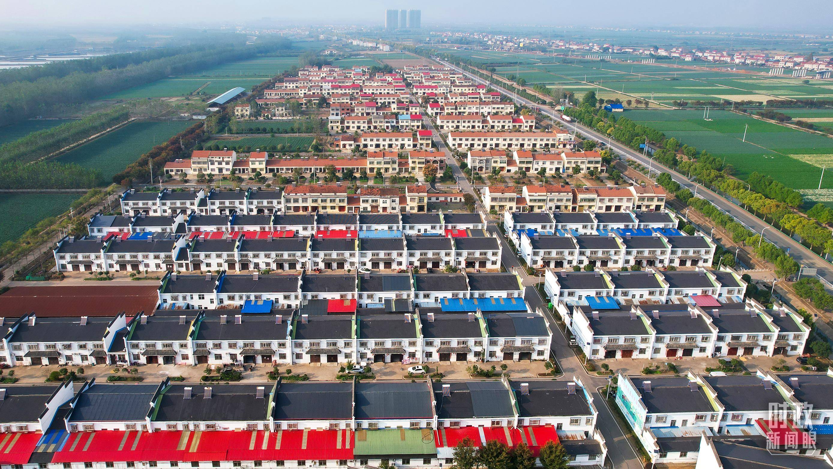 时政新闻眼丨习近平考察湖北<strong></p>
<p>上海证券公司</strong>，为何重点关注这两个县？