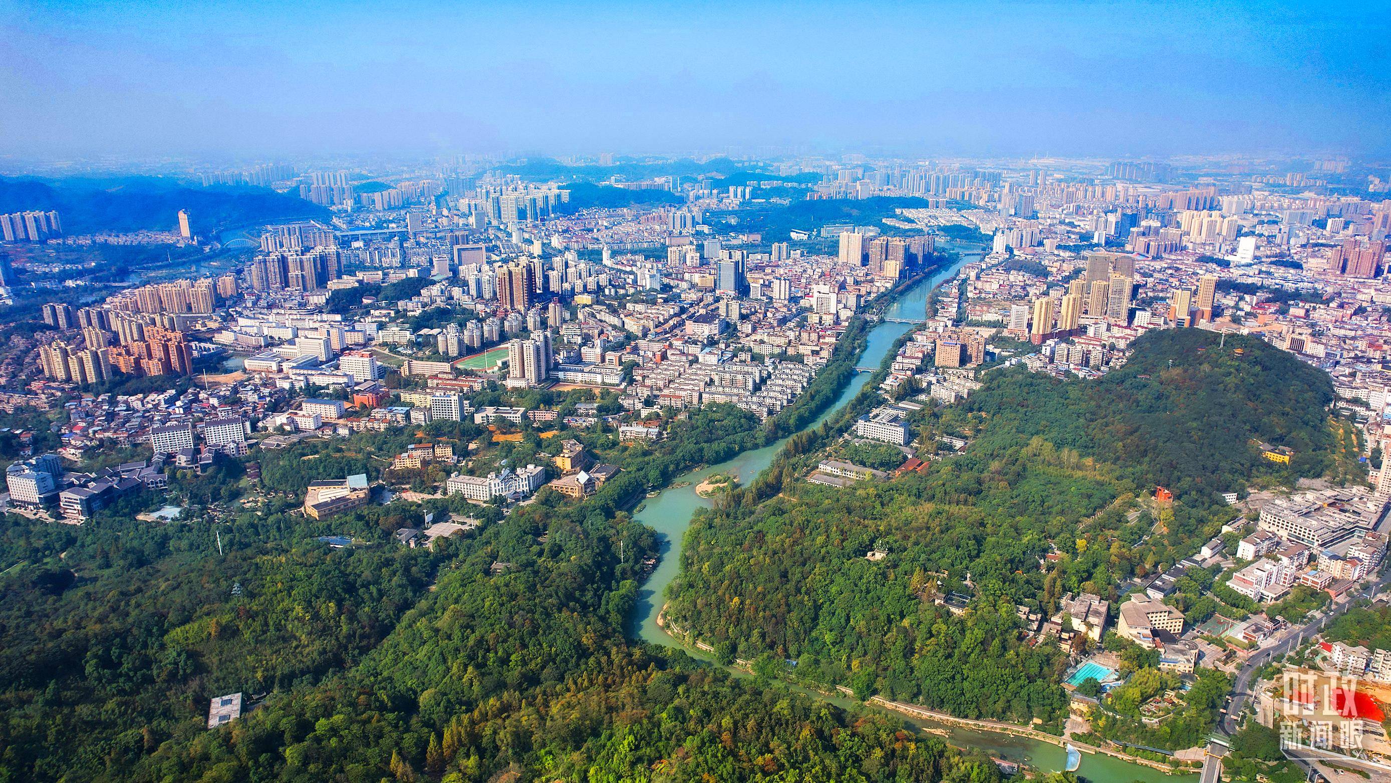 时政新闻眼丨习近平考察湖北<strong></p>
<p>上海证券公司</strong>，为何重点关注这两个县？