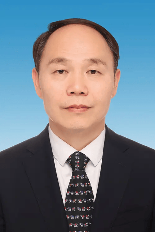 国务院最新任免<strong></p>
<p>招商证券电话</strong>，9位干部职务调整