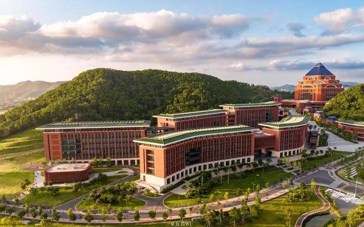 你好<strong></p>
<p>证券营业部</strong>，中山大学！