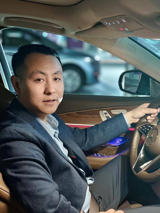开着4家啤酒厂还跑网约车<strong></p>
<p>光大证券金阳光</strong>，青岛有群“非典型性网约车司机”