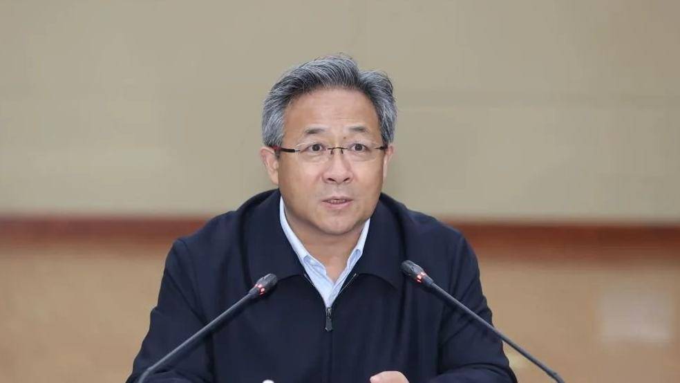 江苏省政协原副主席王昊被“双开”<strong></p>
<p>中国证券基金业协会</strong>，通报称其“通过民间借贷获取大额回报”