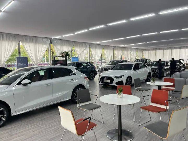 杭州两家大型4S店突然“改造”<strong></p>
<p>中国证券基金业协会</strong>，不再卖奥迪了？