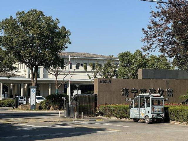 45岁知名胸外科主任车祸去世<strong></p>
<p>腾讯证券</strong>，肇事者方希望取得谅解，家属发声