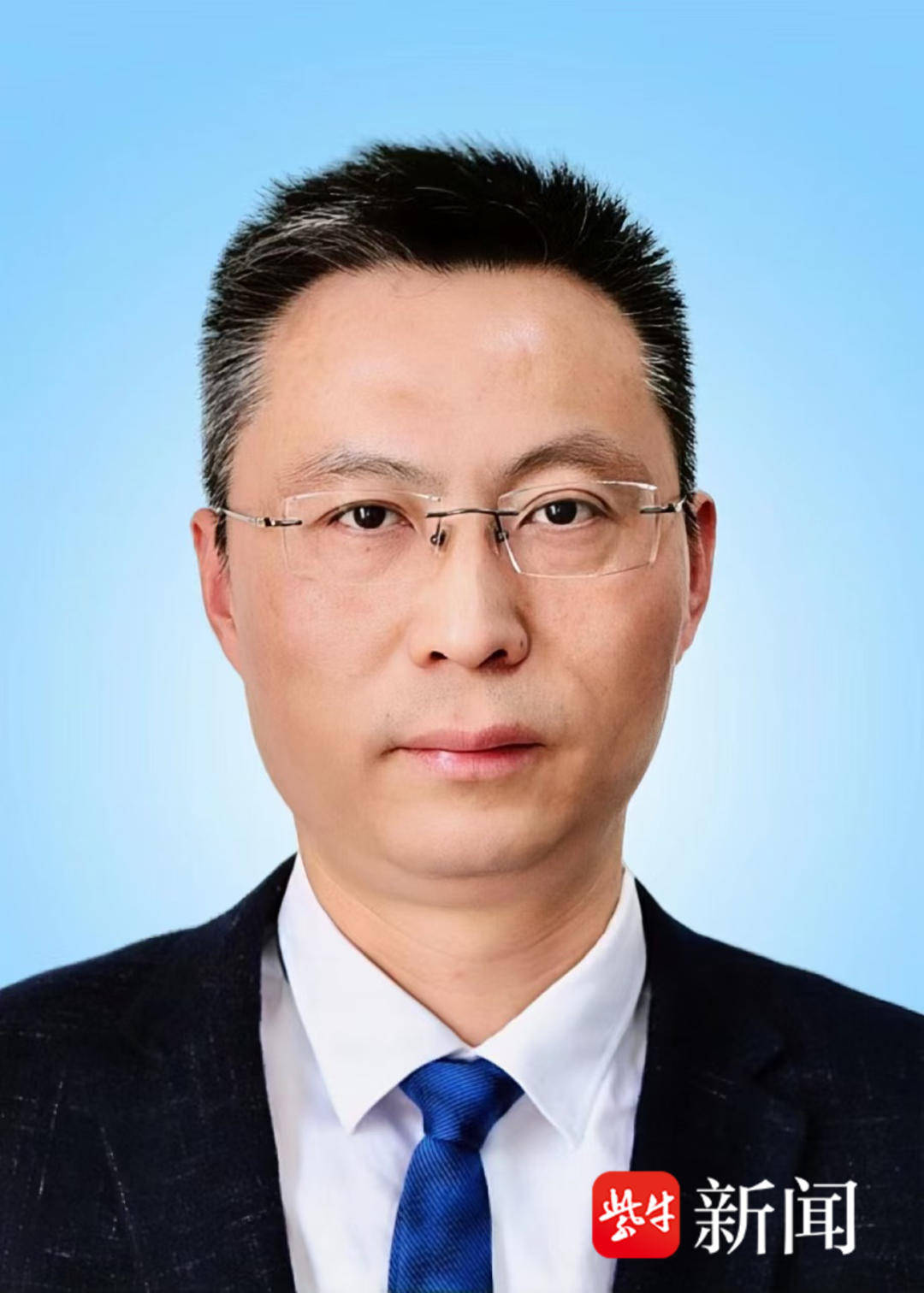 中组部选派130名优秀干部到海南挂职<strong></p>
<p>美林证券</strong>，镇江发改委党组成员、副主任蒋磊在列