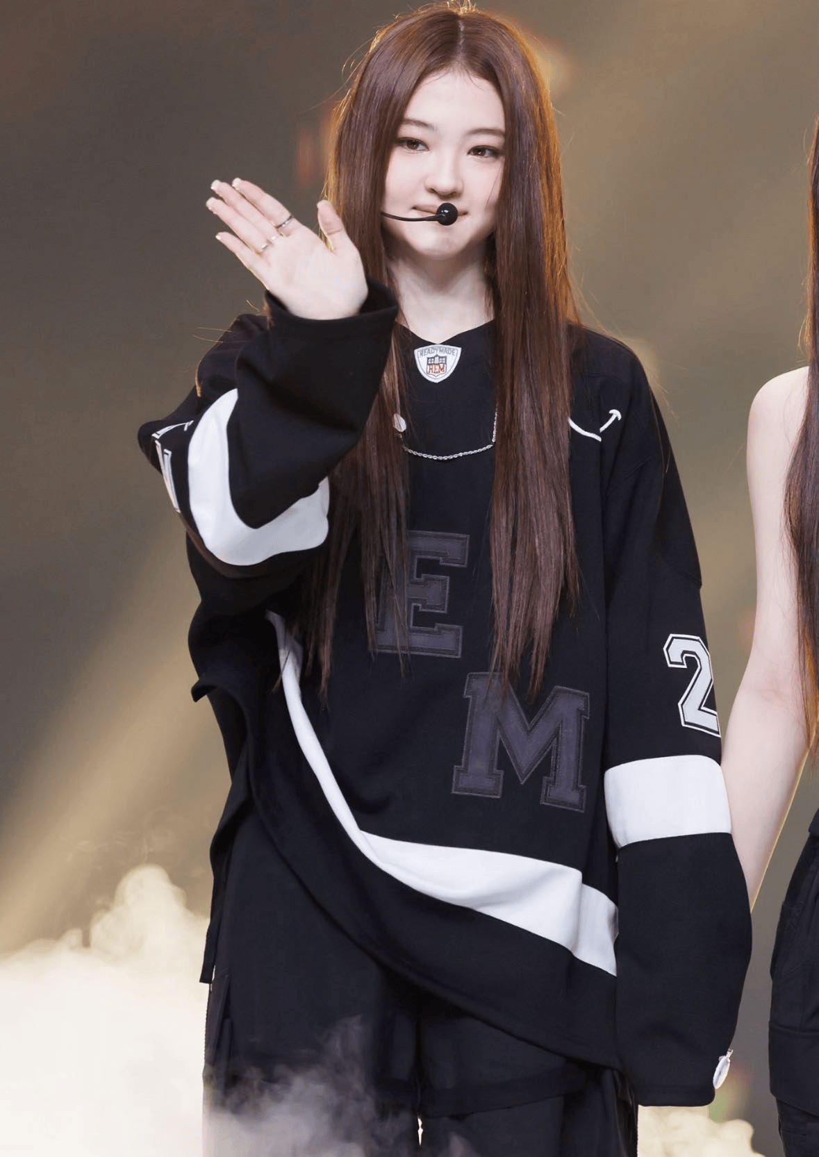 德韩混血造就“人间颜值奇迹”<strong></p>
<p>招商证券招聘</strong>，被誉为小Jennie的Ella Gross出道即巅峰！