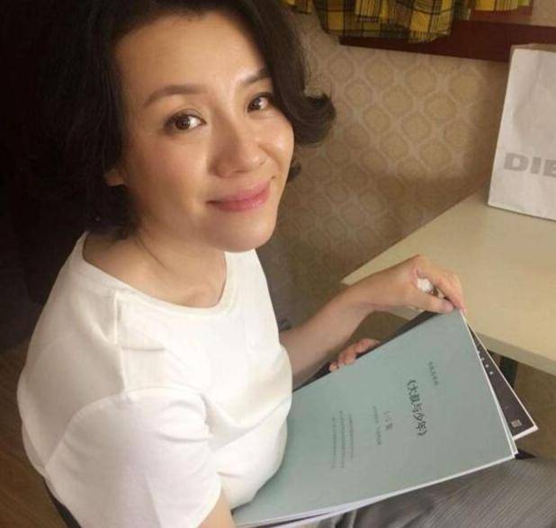她本是阔太太<strong></p>
<p>招商证券招聘</strong>，被导演喊来临时救场，却意外走红，50岁片约不断