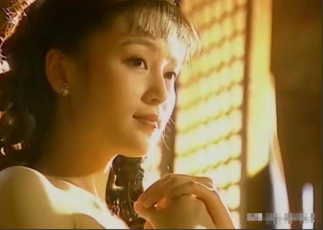 “大陆第一美人”两大名导为其沉迷<strong></p>
<p>招商证券招聘</strong>，今55岁却像25岁的她经历了啥