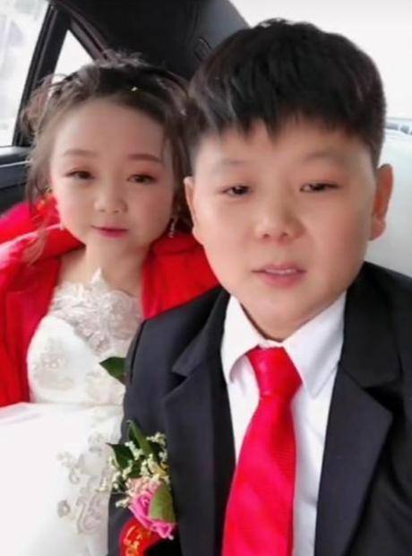 1米3袖珍美女嫁给1米48男孩<strong></p>
<p>招商证券招聘</strong>，婚后丈夫奇迹长高，两人却不欢而散