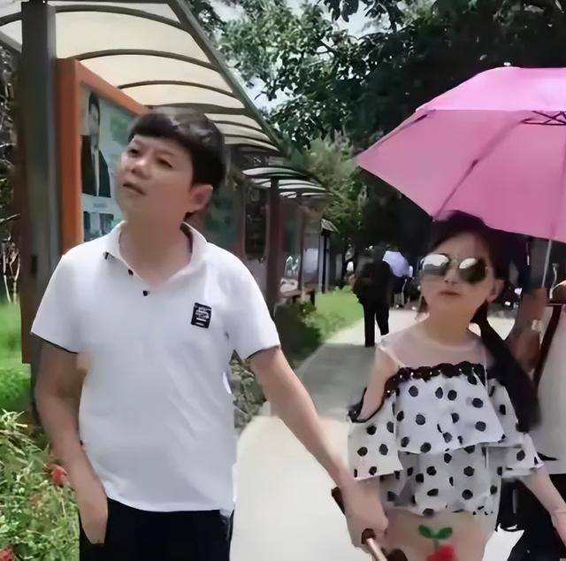 1米3袖珍美女嫁给1米48男孩<strong></p>
<p>招商证券招聘</strong>，婚后丈夫奇迹长高，两人却不欢而散