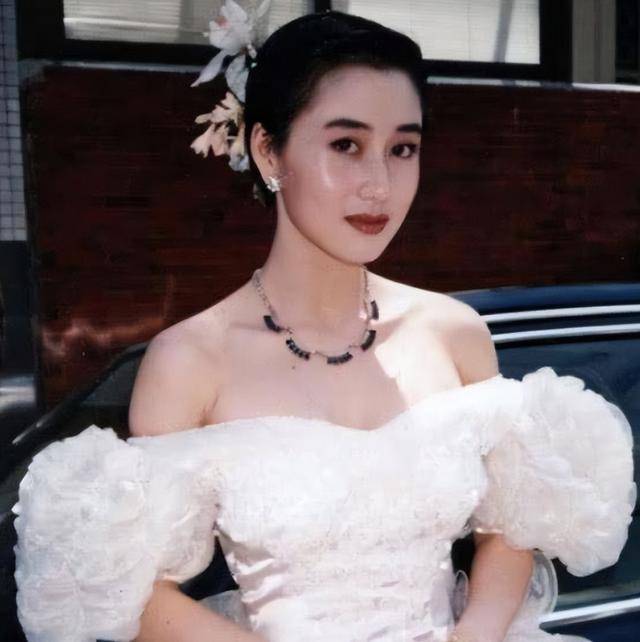 利智：嫁给李连杰才是心碎的开始<strong></p>
<p>安信证券股份有限公司</strong>，婆婆张凤兰至死都没有原谅她