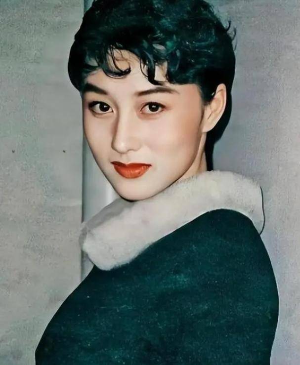 利智：嫁给李连杰才是心碎的开始<strong></p>
<p>安信证券股份有限公司</strong>，婆婆张凤兰至死都没有原谅她
