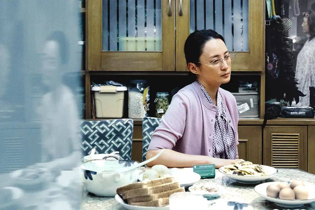 五天破3亿<strong></p>
<p>证券考试</strong>，易烊千玺演技封神！文艺片《小小的我》成票房爆款，做对了什么？