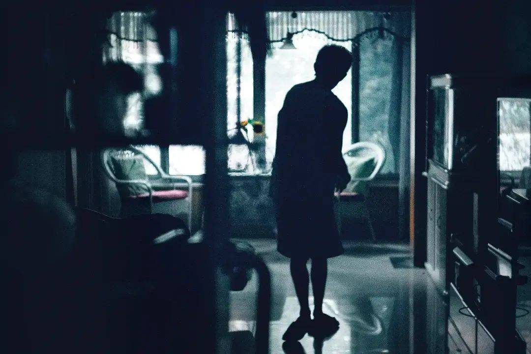 五天破3亿<strong></p>
<p>证券考试</strong>，易烊千玺演技封神！文艺片《小小的我》成票房爆款，做对了什么？
