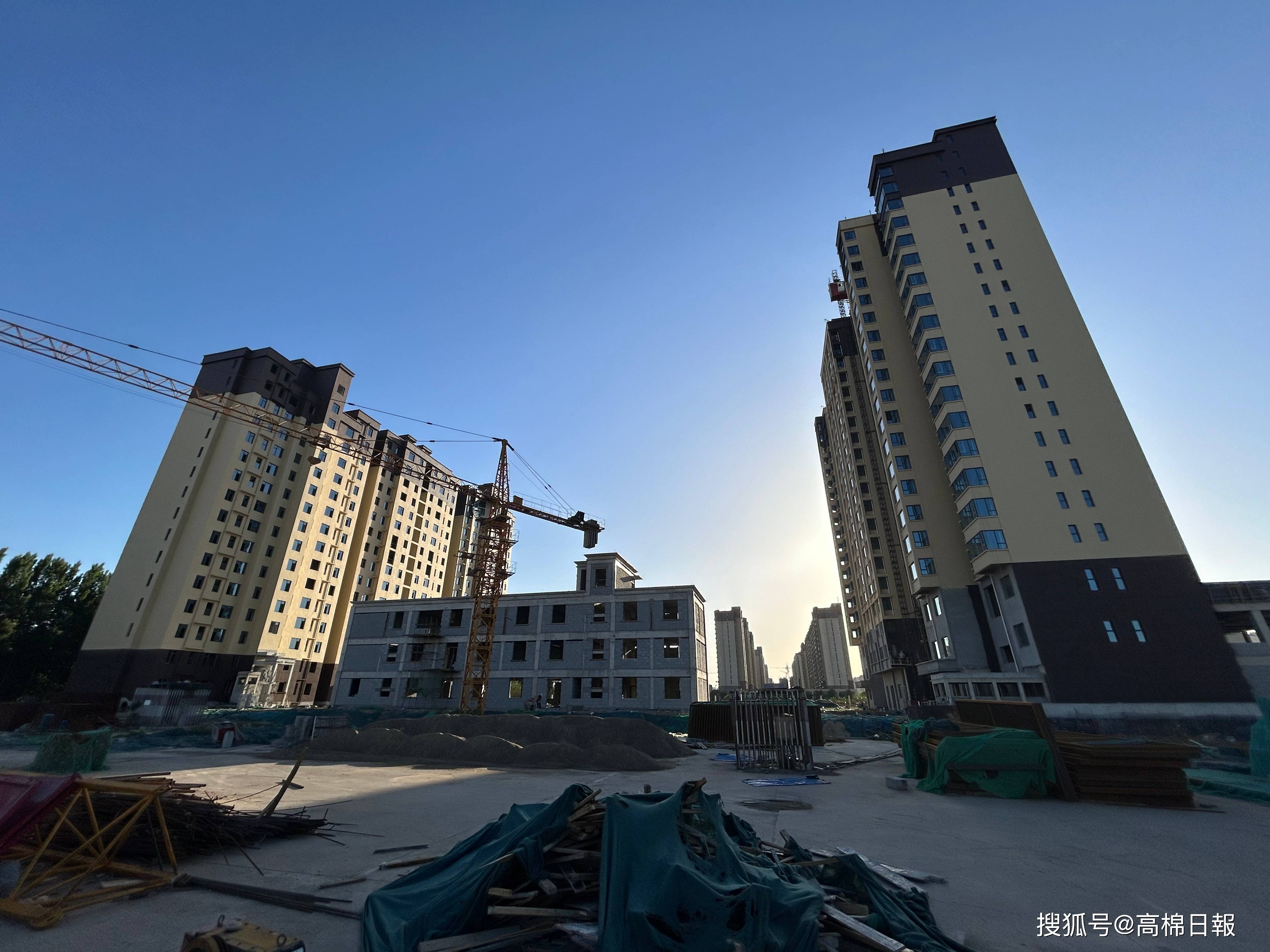 “最美政法干警”索贿无度<strong></p>
<p>第一证券</strong>，野蛮查封企业资产引发关注