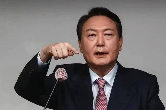 尹锡悦被捕无悬念<strong></p>
<p>证券交易手续费</strong>，总统府警卫放话捍卫法律，韩国政坛迎剧变前夜