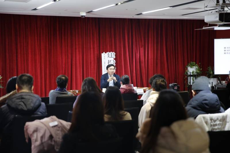 送外卖的北大博士后陈龙：数据控制下<strong></p>
<p>证券交易手续费</strong>，骑手究竟是一份怎样的职业