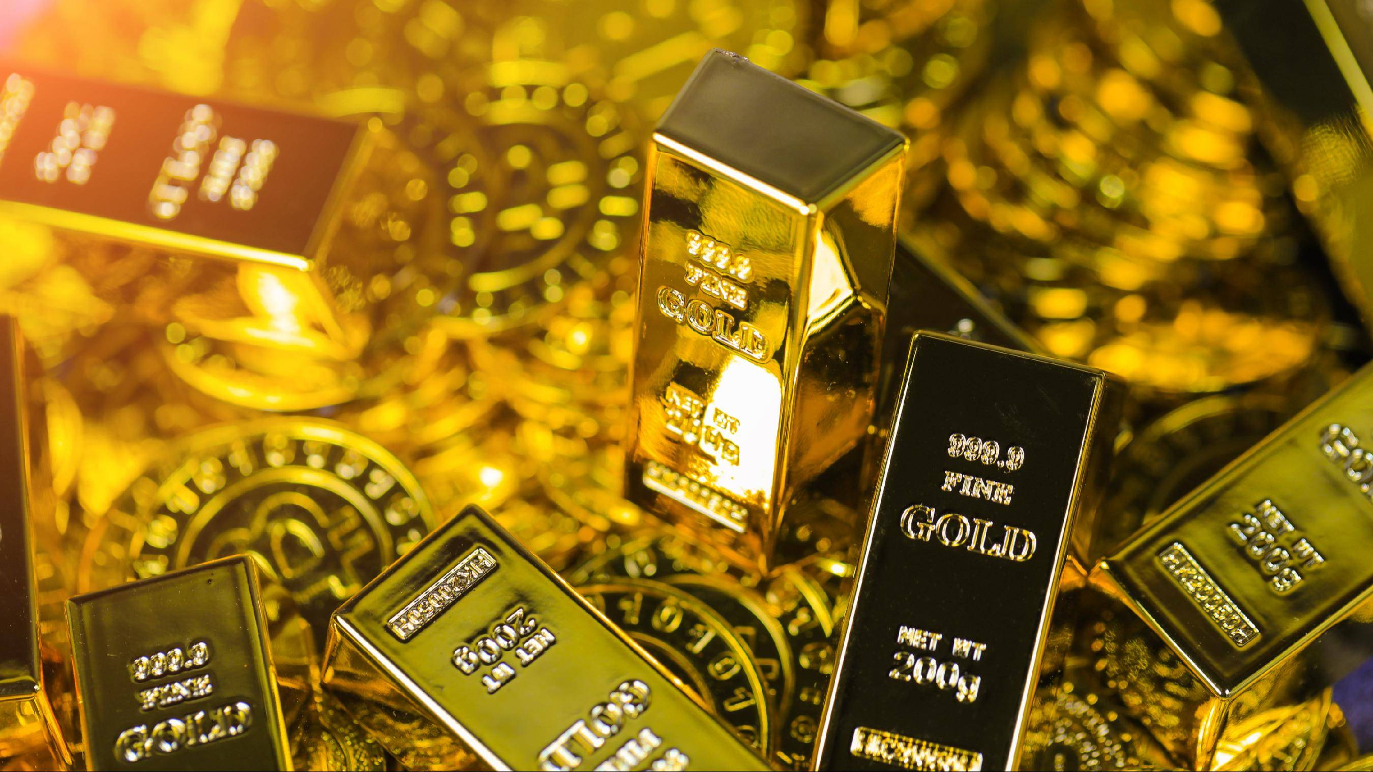 国人不爱金饰爱金条？实探节前金市：年轻人成消费主力<strong></p>
<p>海通证券招聘</strong>，多品牌“大克减”促销