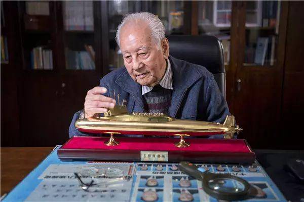 送别“中国核潜艇之父”黄旭华：99岁人生<strong></p>
<p>上海证券交易所网站</strong>，热血难凉