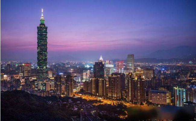 重磅消息！赖清德突然宣布<strong></p>
<p>金融证券</strong>，台湾地区放弃“反攻”，从此不打过来了？