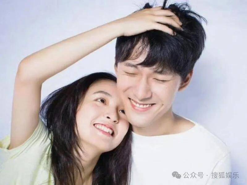 离婚三年又被拍到亲密逛超市<strong></p>
<p>币安币交易app</strong>，他俩这是纯带娃还是真复合了？