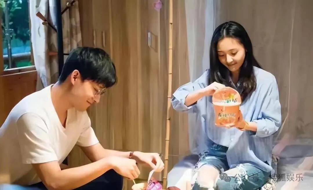 离婚三年又被拍到亲密逛超市<strong></p>
<p>币安币交易app</strong>，他俩这是纯带娃还是真复合了？