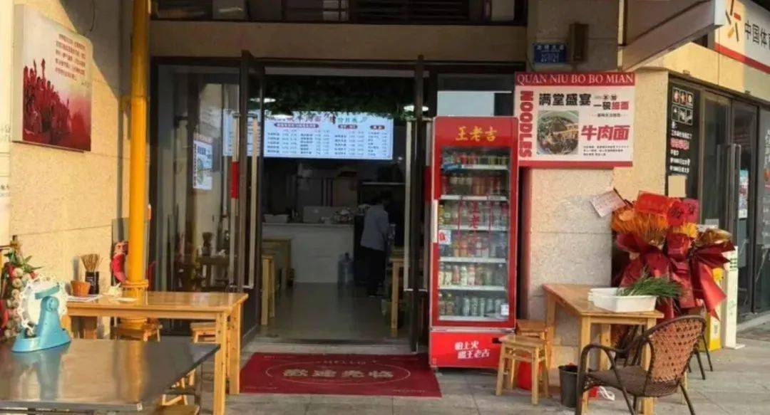 女生曝打暑假工被餐馆老板强行按摩碰到隐私部位猥亵<strong></p>
<p>币安币交易app</strong>，因无监控证据求助！重庆警方介入