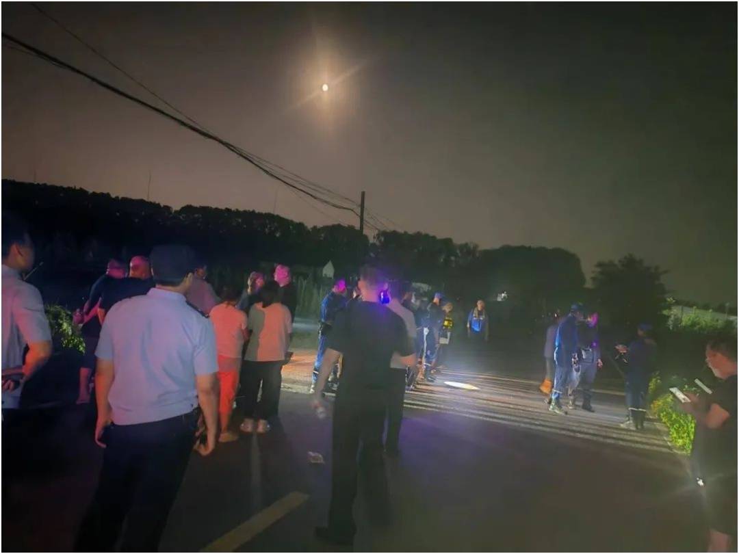 七旬老人在玉米地走失<strong></p>
<p>LTC交易app</strong>，四枚信号弹照亮归途