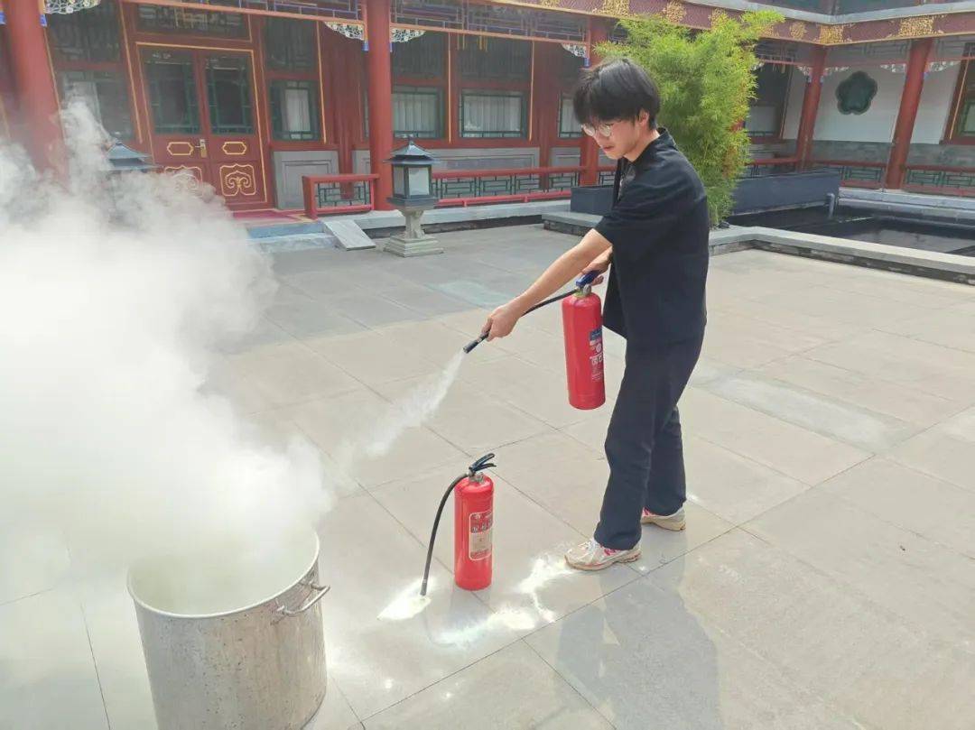 东城区消防宣传“组合拳”：覆盖多类群体<strong></p>
<p>莱特币交易app</strong>，筑牢安全防线