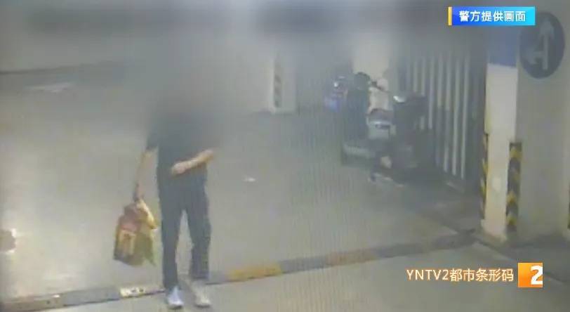 凌晨怪事！男子提着茅台袋子在车库<strong></p>
<p>莱特币交易app</strong>，翻垃圾桶竟为了.....