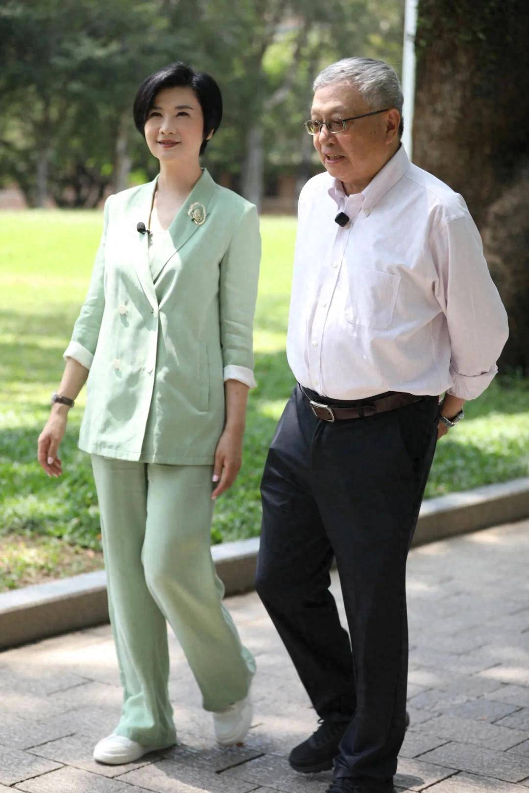 70岁顶流数学家张益唐回国：曾在快餐厅当会计<strong></p>
<p>比特币交易app</strong>，58岁“封神”