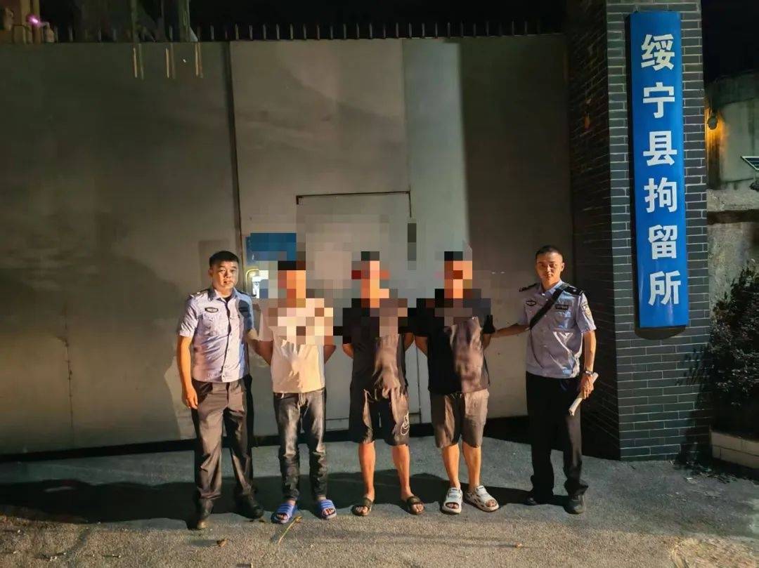 广东2电动车马路上对峙“斗气”从天亮到天黑<strong></p>
<p>币安交易平台</strong>，交警回应：将调取事发路段监控依规处理