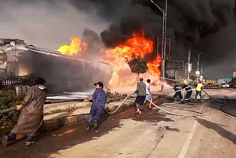反击胡塞武装用集束弹袭击本土<strong></p>
<p>币安交易平台</strong>，以色列空袭也门首都