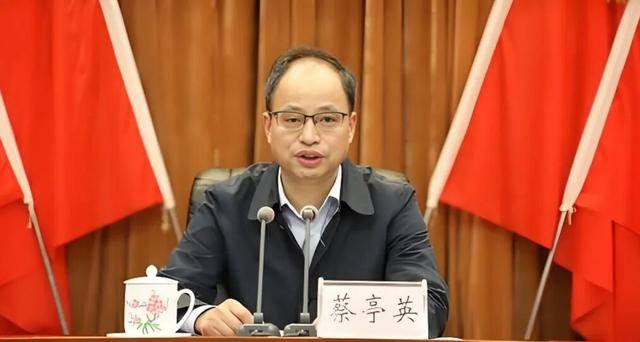 中组部有关干部局负责同志宣布中央决定<strong></p>
<p>比特币交易平台</strong>，他们履新