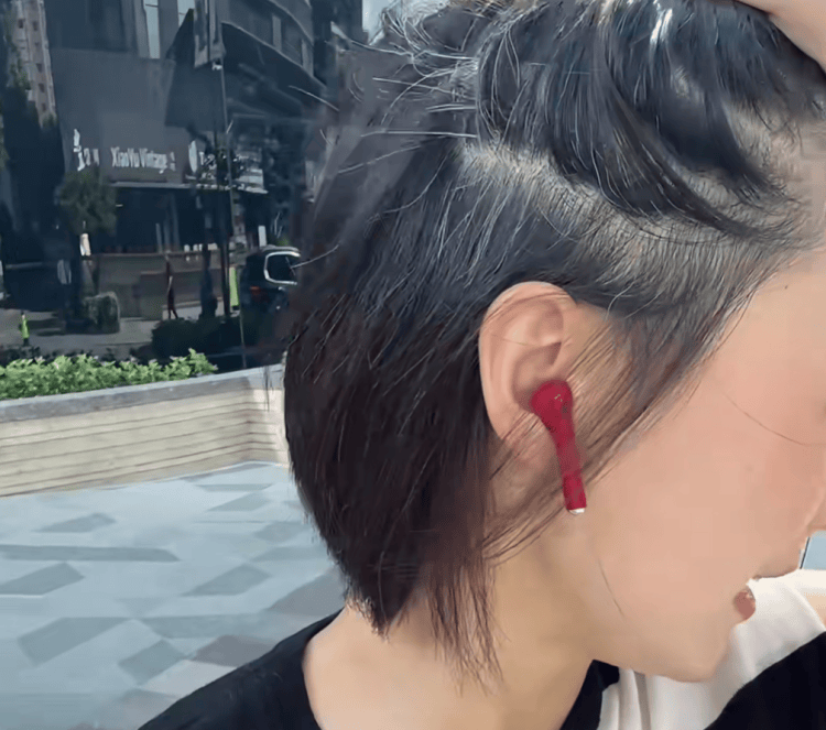 女演员打白发针2个月收效甚微<strong></p>
<p>比特币交易平台</strong>，没人管管可疑的新疗法？