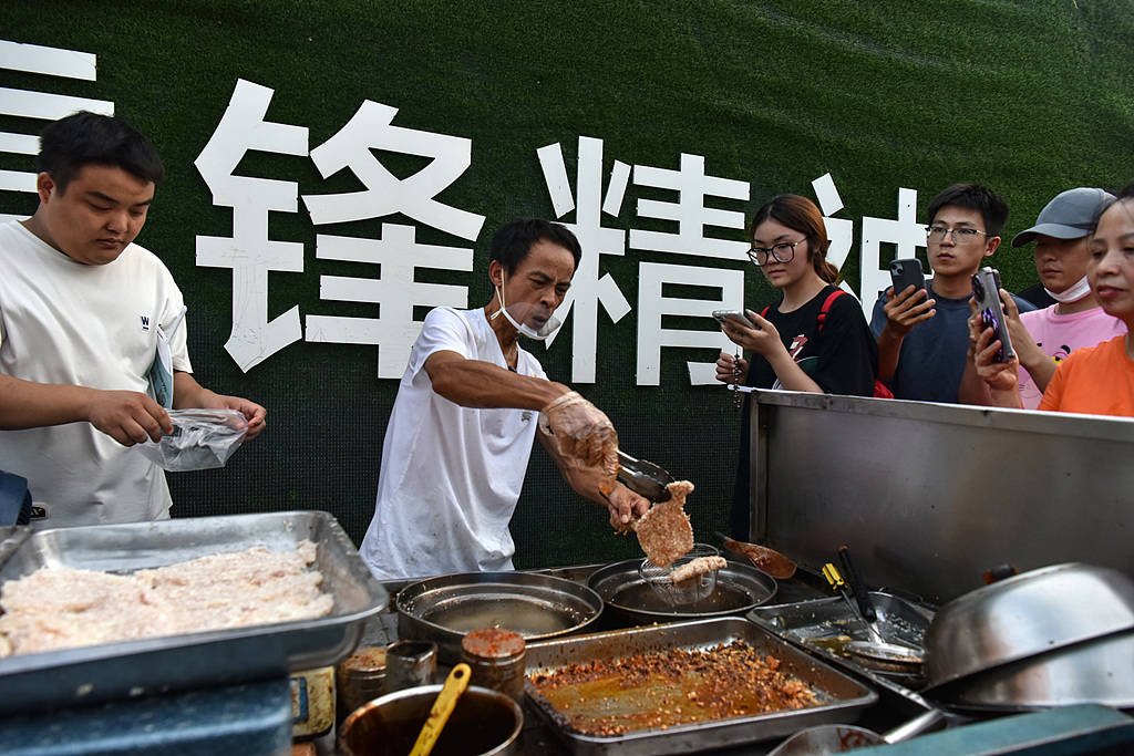 景德镇派专班接“鸡排哥”流量<strong></p>
<p>BCH交易平台</strong>，很难有什么新故事