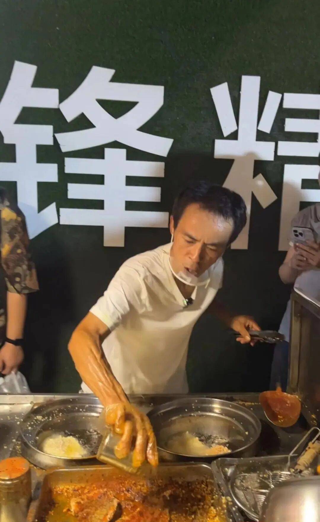 景德镇“鸡排主理人”爆火<strong></p>
<p>BCH交易平台</strong>，当地回应：会有一揽子计划