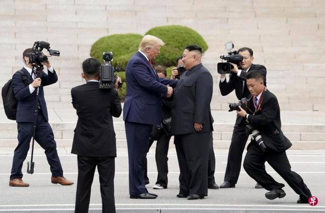 朝外相飞抵中国<strong></p>
<p>比特现金交易平台</strong>，有2件事要办！金正恩在阅兵前打出关键牌