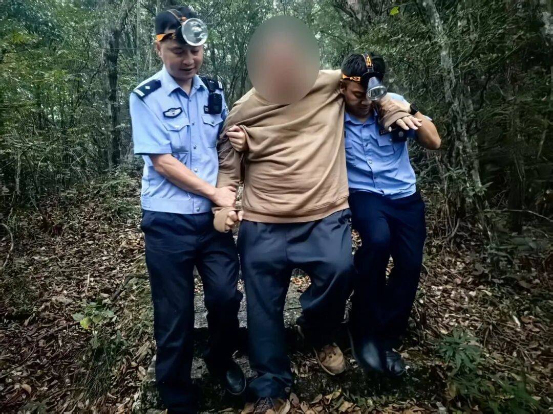 杭州一山脚下<strong></p>
<p>BSV交易平台</strong>，网约车司机报警！从清晨等到深夜，未等到乘客下山……紧急搜救！
