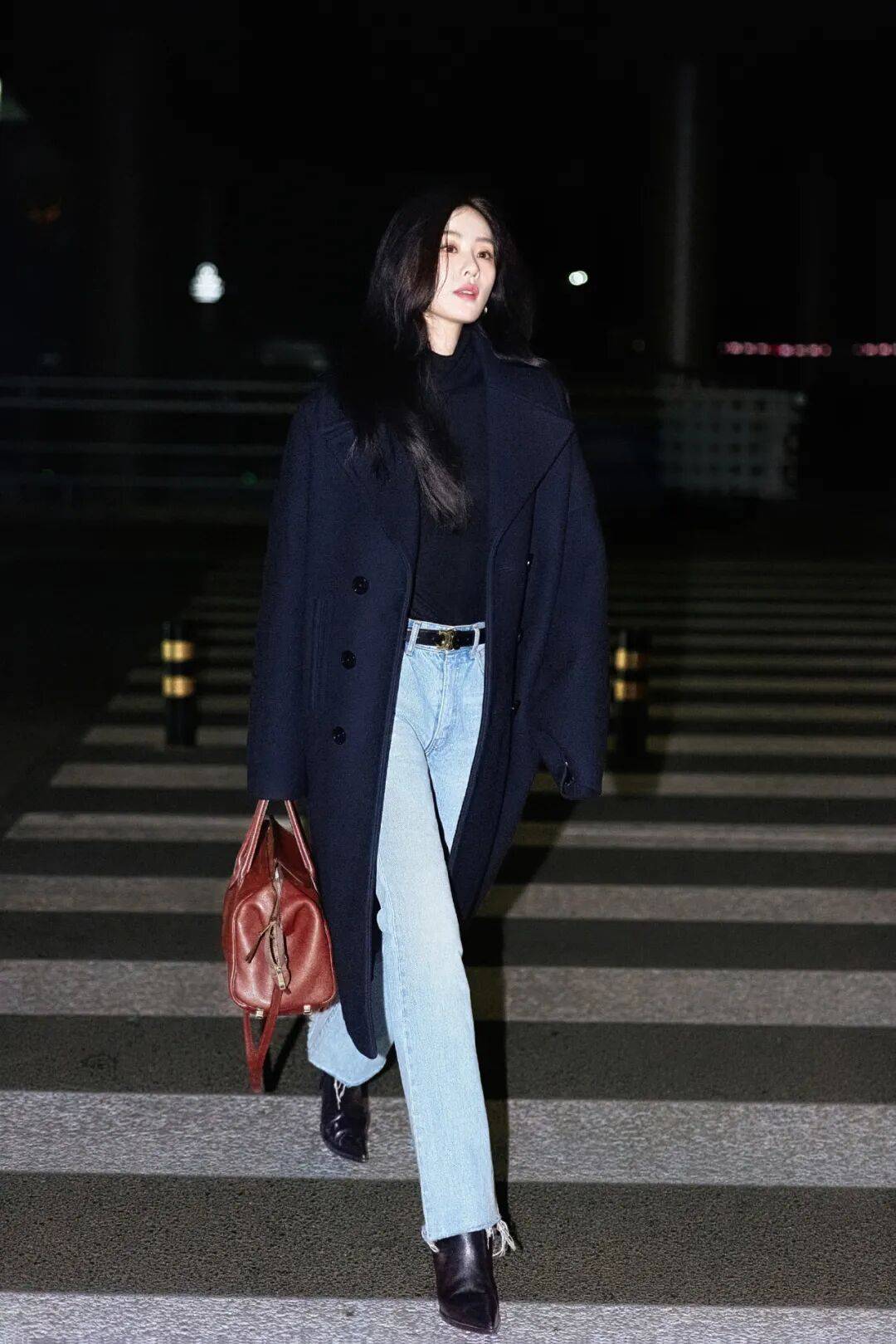 时装周上的女明星<strong></p>
<p>BSV交易平台</strong>，秋冬氛围感一键封顶！