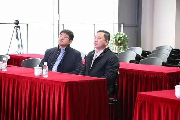 中信证券与江(中信证券江皓云)